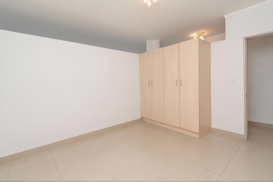 1 Bedroom Property for Sale in Zonnebloem Western Cape